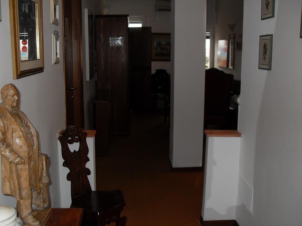 Residenza Giulia Hotel ฟลอเรนซ์ ภายนอก รูปภาพ
