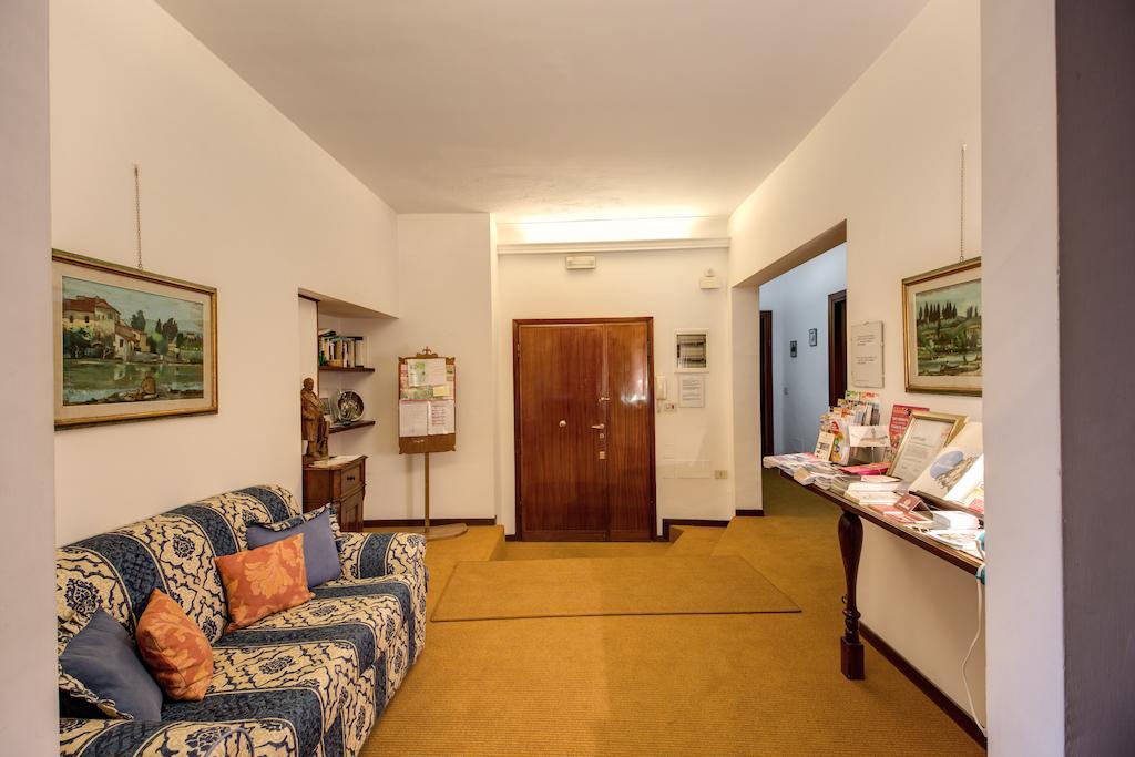 Residenza Giulia Hotel ฟลอเรนซ์ ภายนอก รูปภาพ